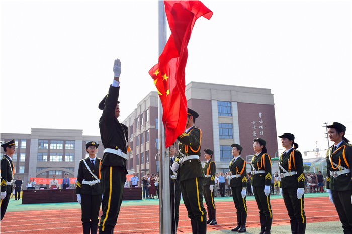 青春正向陽，號角已經吹響！丨北大培文蚌埠實驗學校舉行2020級新生軍訓開營儀式